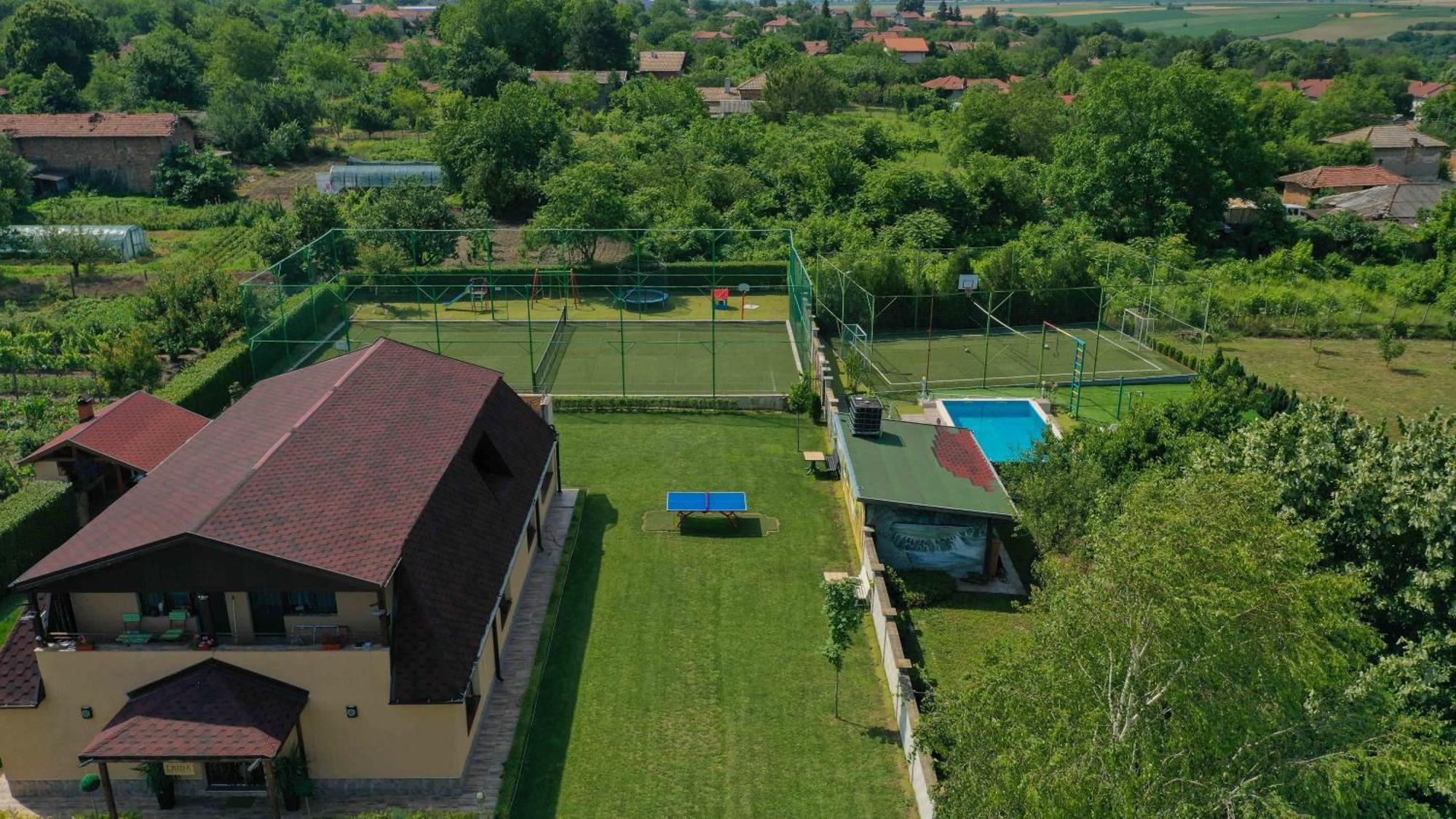 Guest House Erida Trastenik ภายนอก รูปภาพ