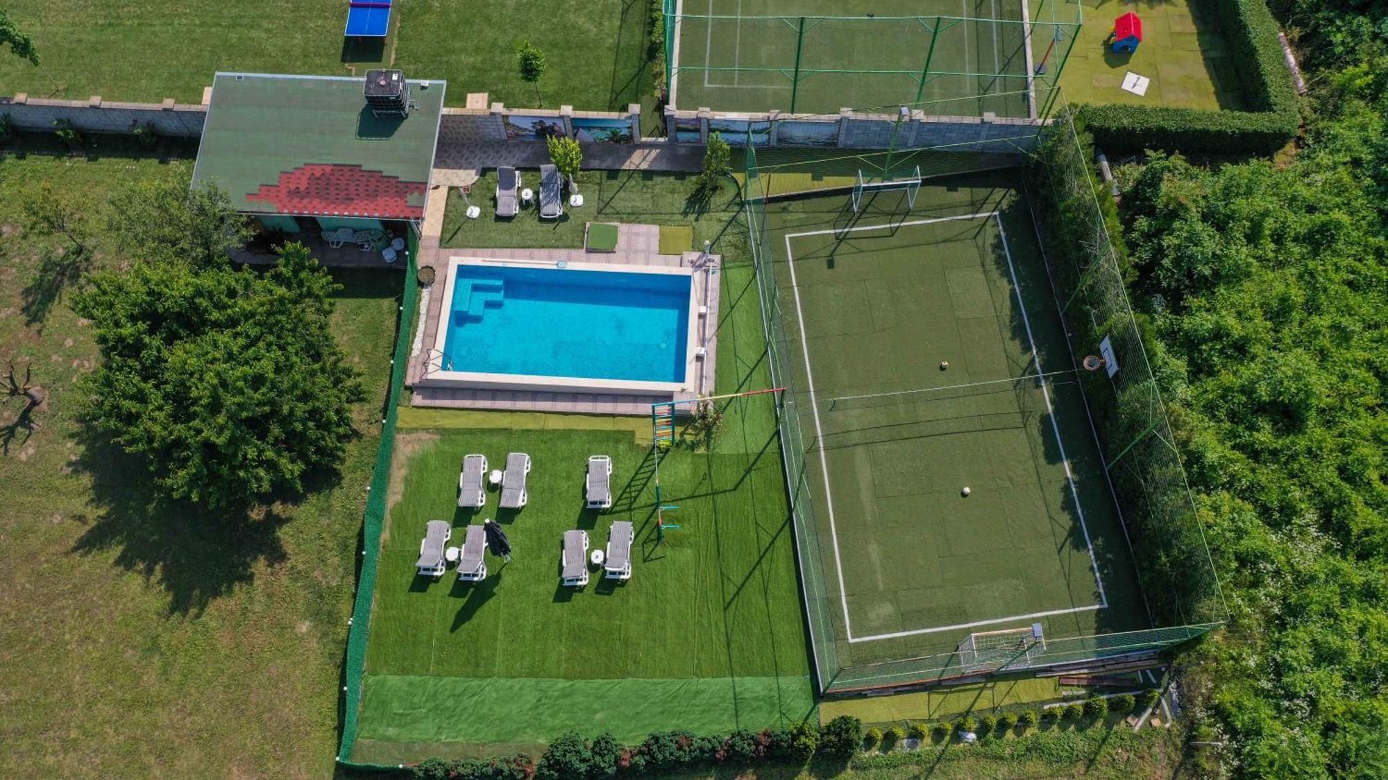 Guest House Erida Trastenik ภายนอก รูปภาพ
