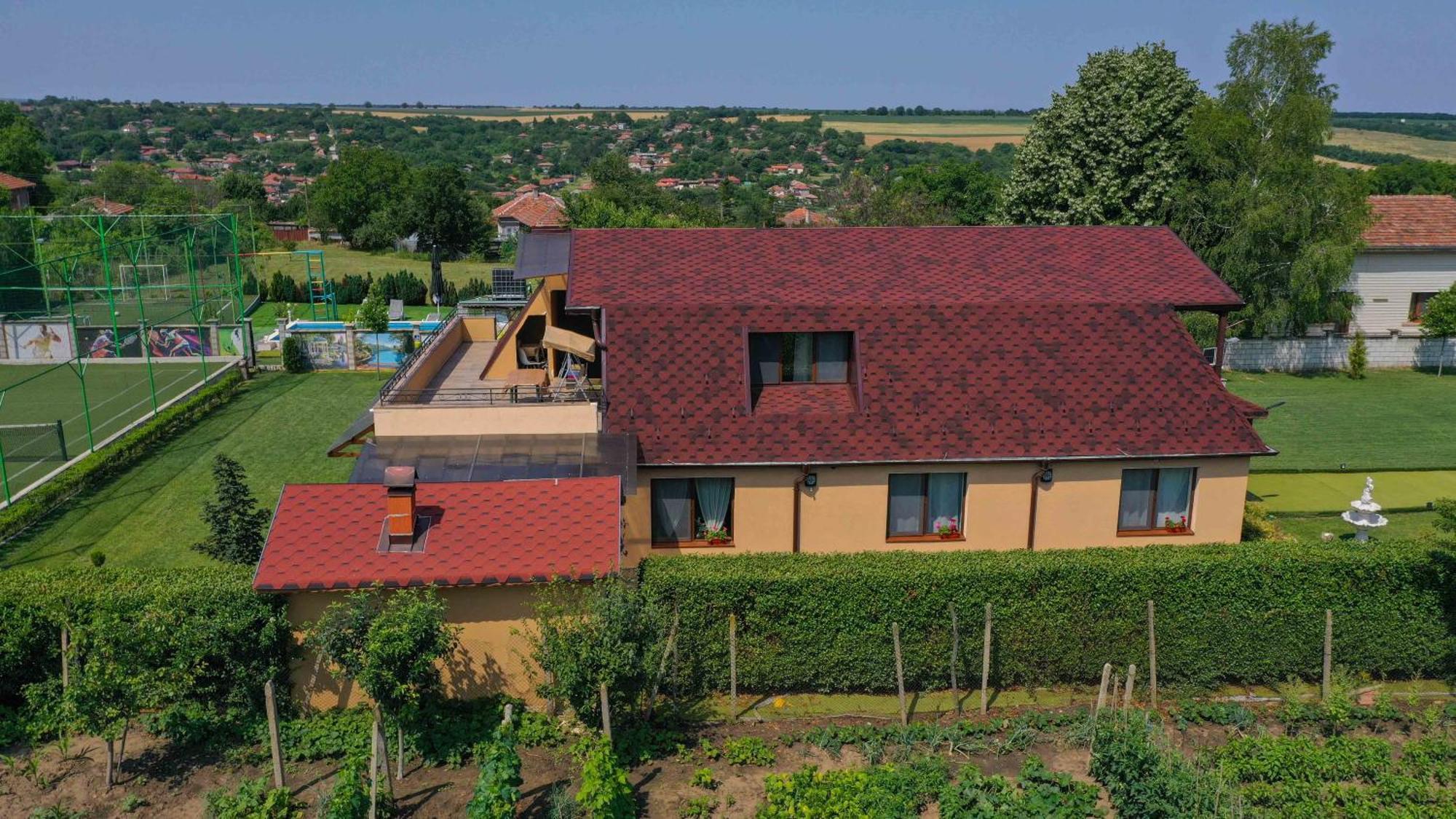 Guest House Erida Trastenik ภายนอก รูปภาพ